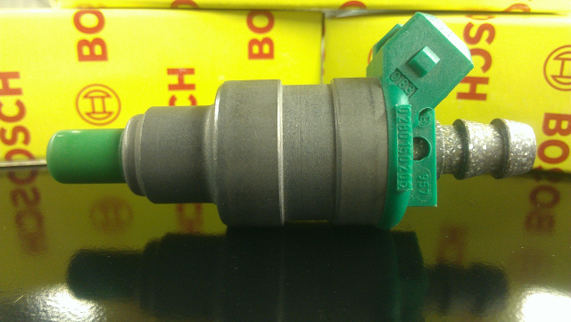 New Bosch Fuel Injector 0280150206