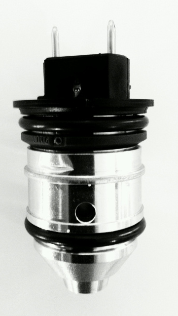 New Bosch Fuel Injector 0280150653