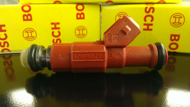 New Bosch Fuel Injector 0280155735