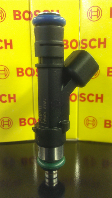 New Bosch Fuel Injector 0280158227